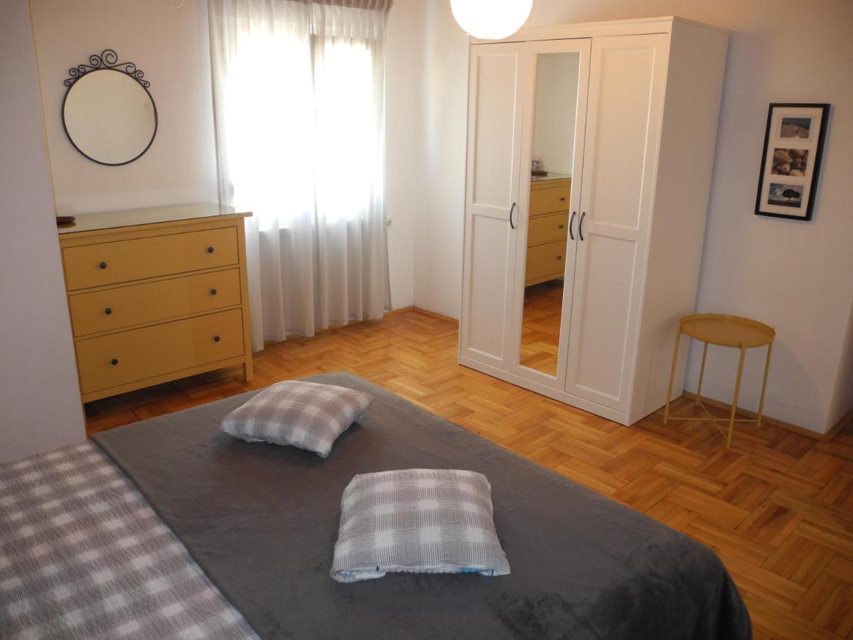 Biro App 4+1 Pax Appartement Crikvenica Buitenkant foto